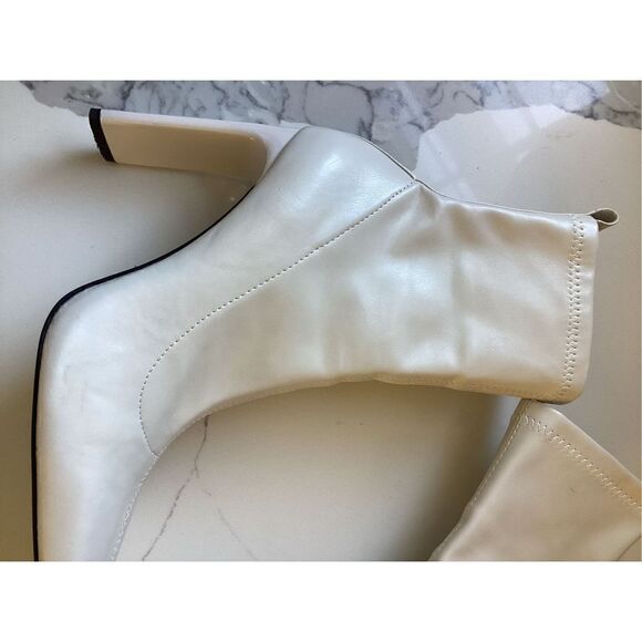 Zara Womens Euro Off White Mid Height 4” Boot Sz 38 (7.5) Zip Closure - Picture 10 of 14